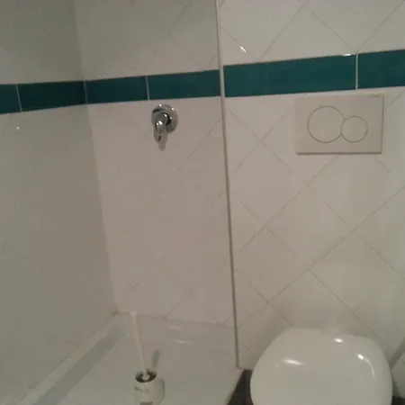 Hostel Ostellin