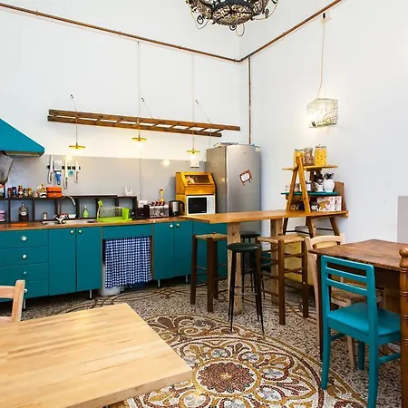 Hostel Ostellin