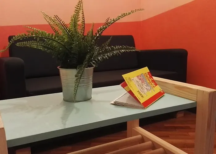 Ostellin بيت شباب *