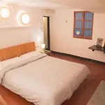 Ostellin Hostel *
