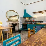 Hostel Ostellin *