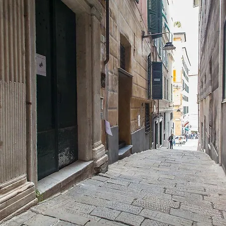 Ostellin Genua